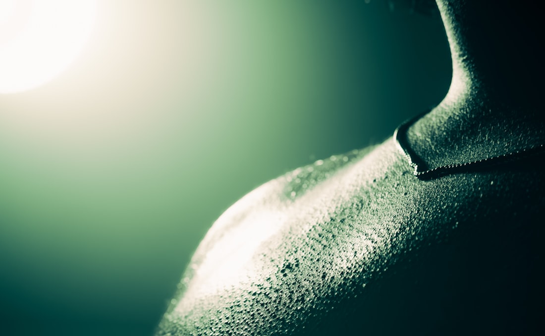 How Your Skin Rewrites a Fragrance